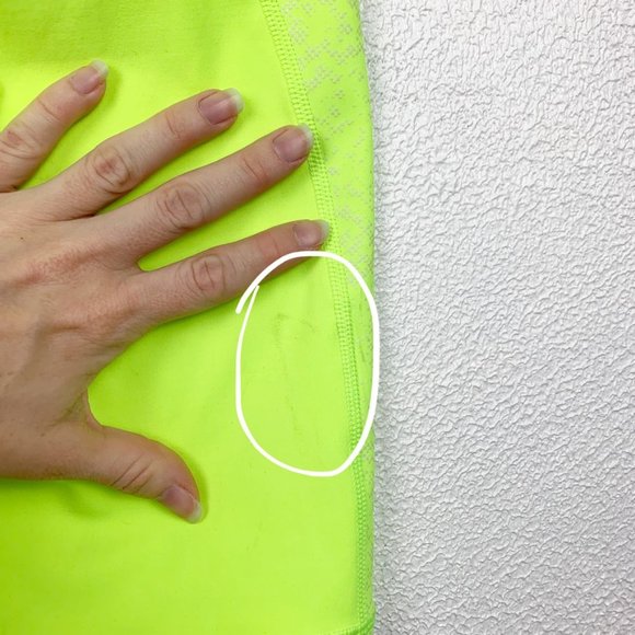 Athleta | Stay Fly 9" Short Neon Yellow / Green - Picture 11 of 11